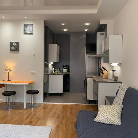 Big Studio Close To Center With Wifi * Helsinki