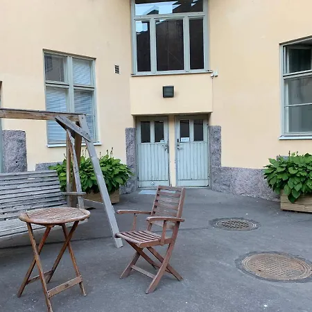 Big Studio Close To Center With Wifi