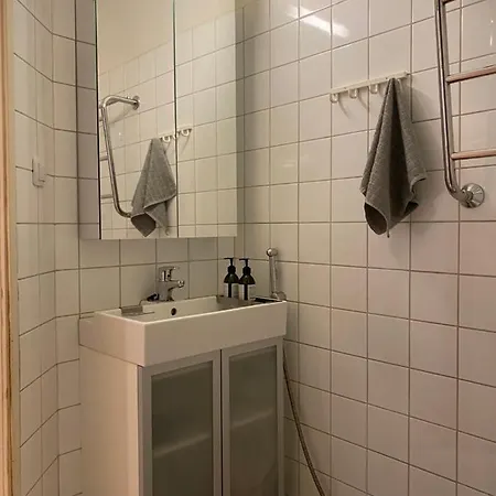 Big Studio Close To Center With Wifi *